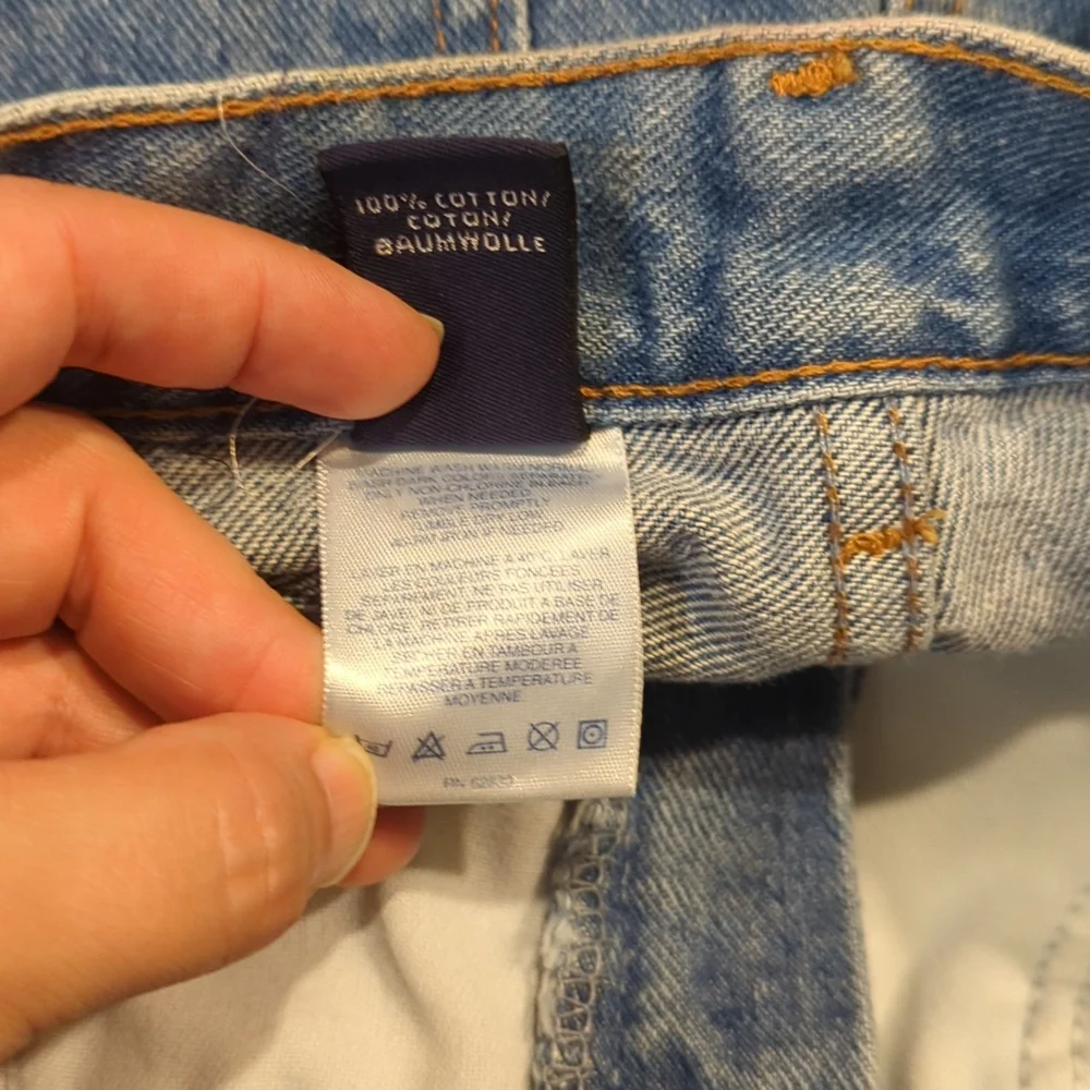 High Rise Mom Jeans - Picture 3 of 6